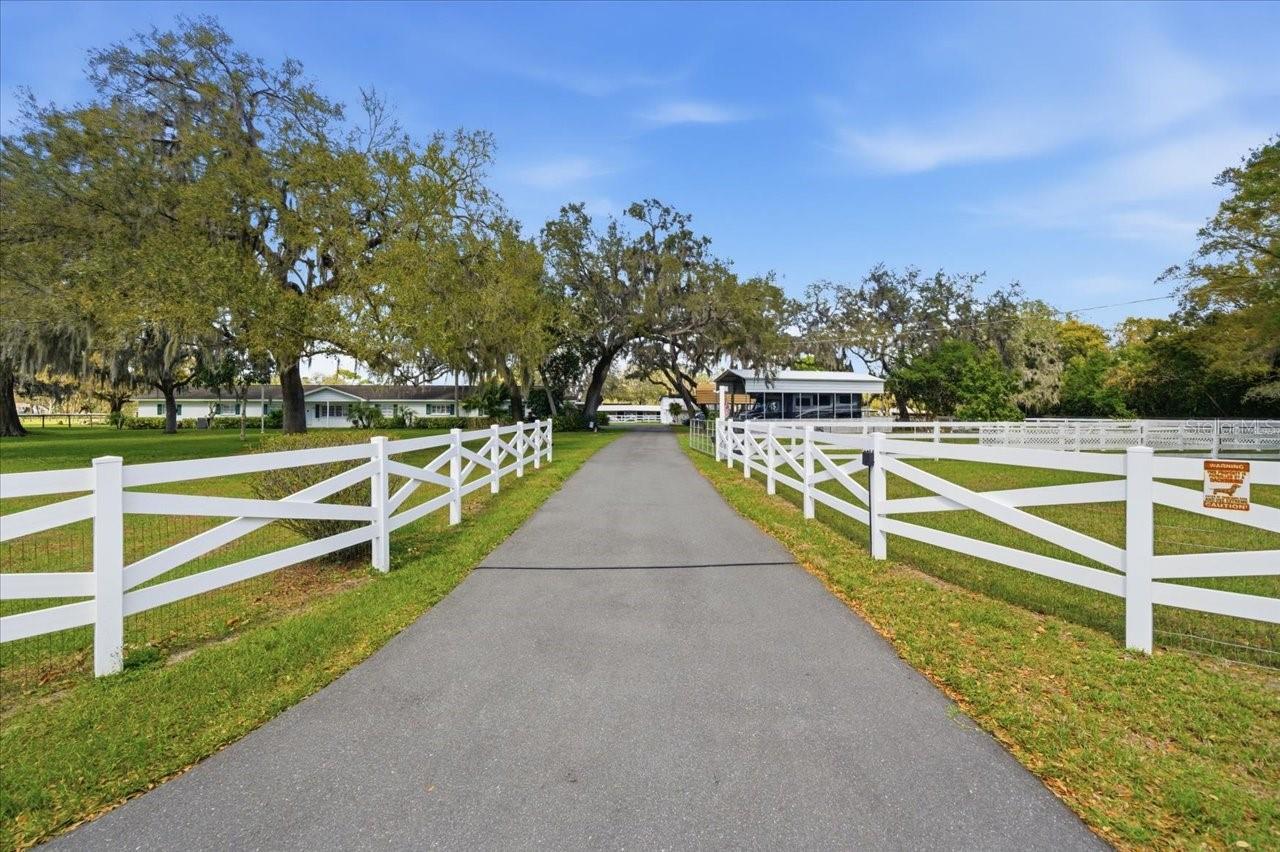 9449 Roberts, Odessa, FL 33556