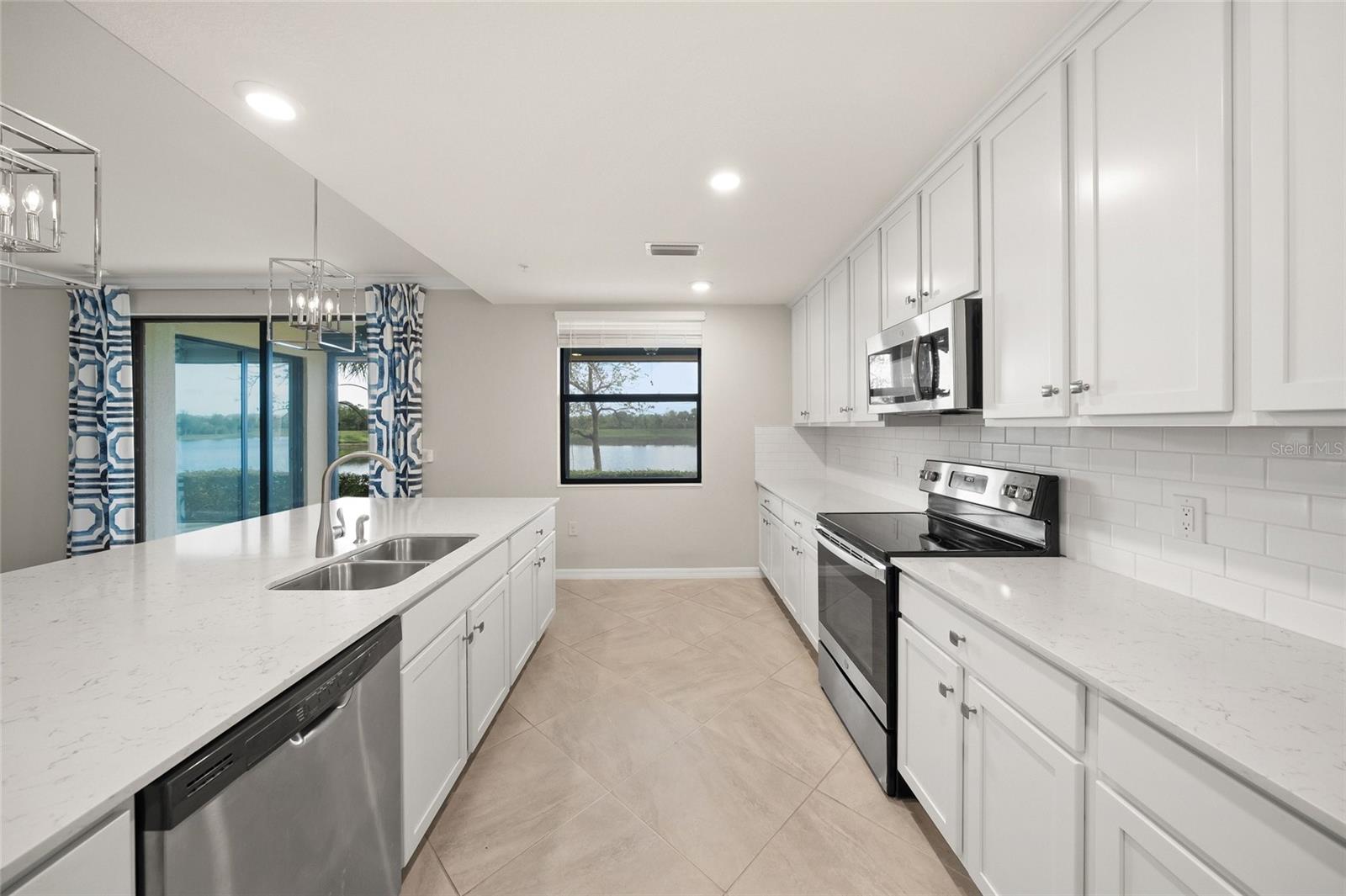 10805 Tarflower Unit 102, Venice, FL 34293