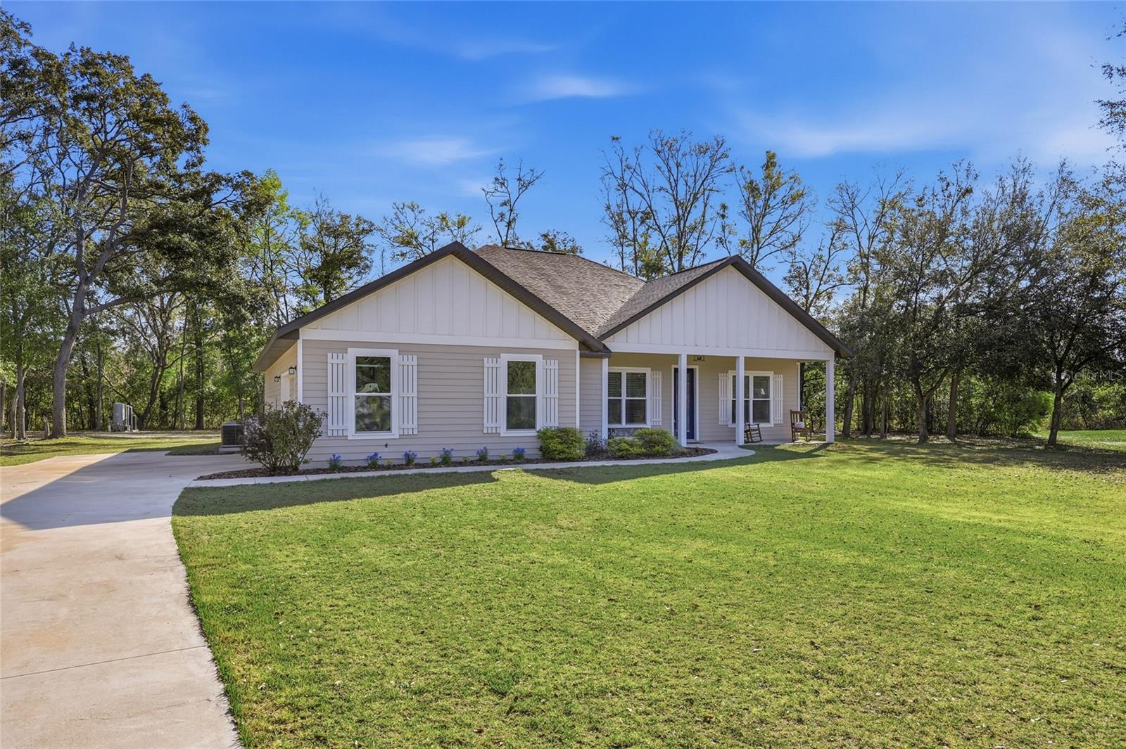 8920 8th, High Springs, FL 32643