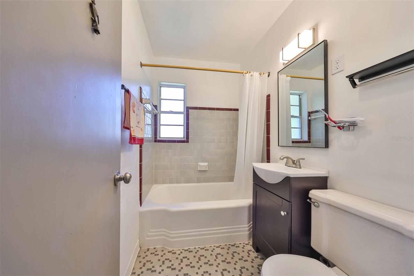 3908 Wallace, Tampa, FL 33611