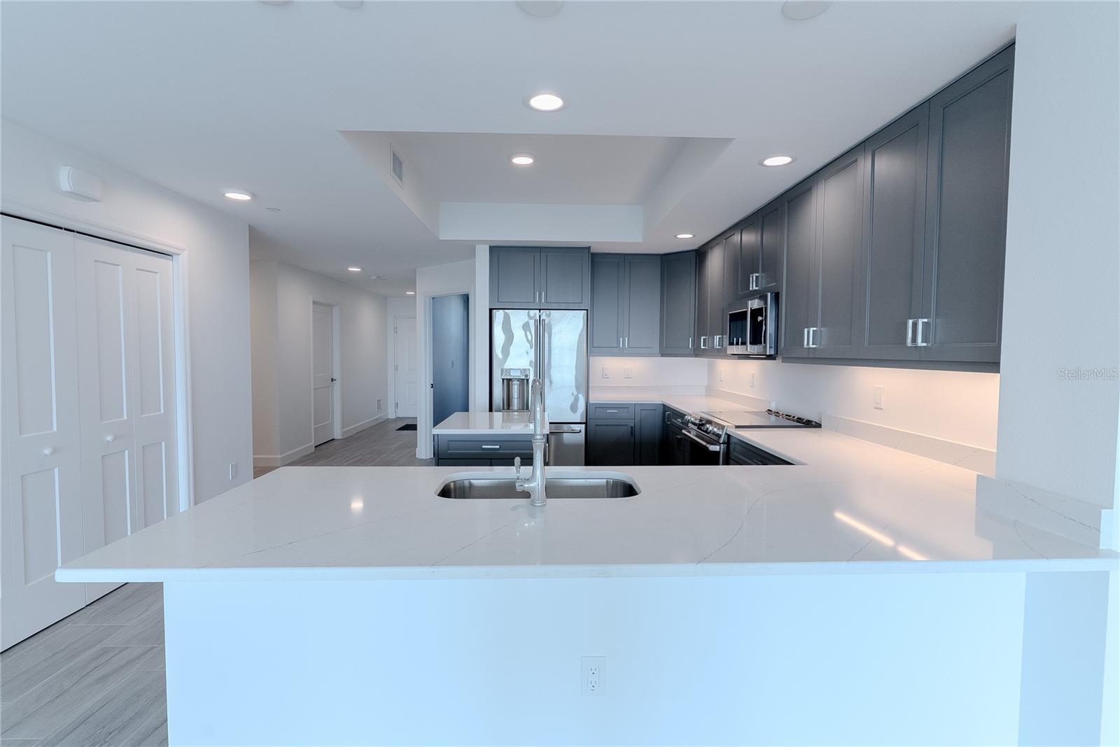 125 Island Unit 503, Clearwater Beach, FL 33767