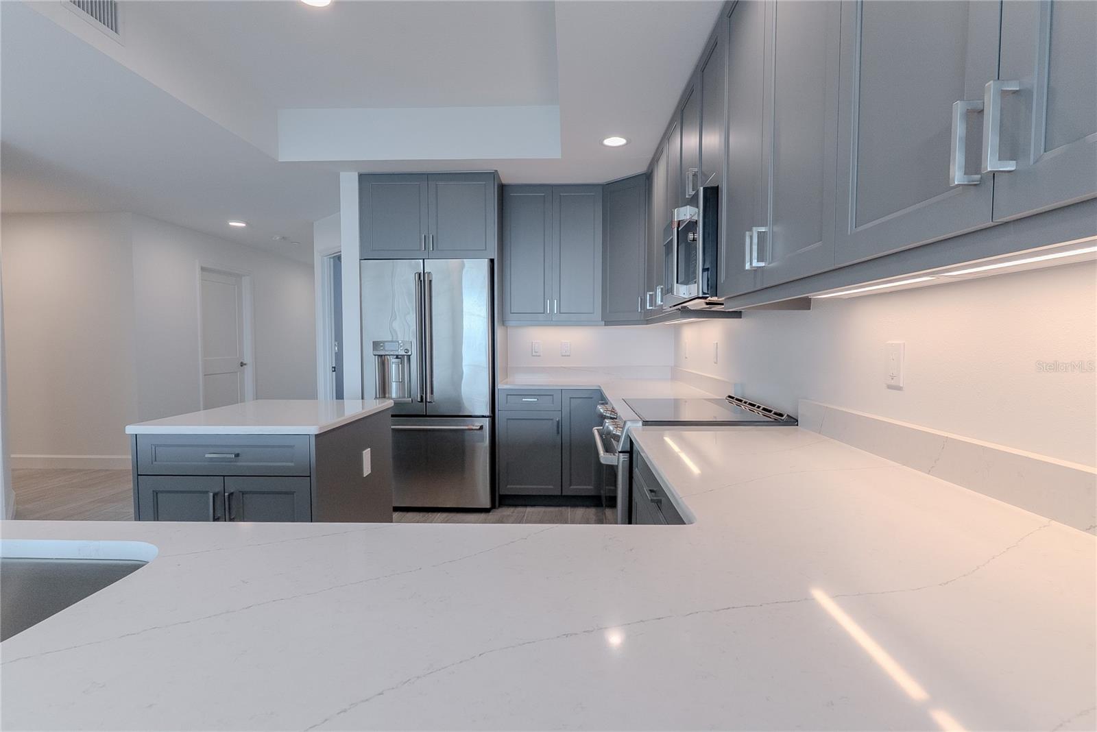 125 Island Unit 503, Clearwater Beach, FL 33767