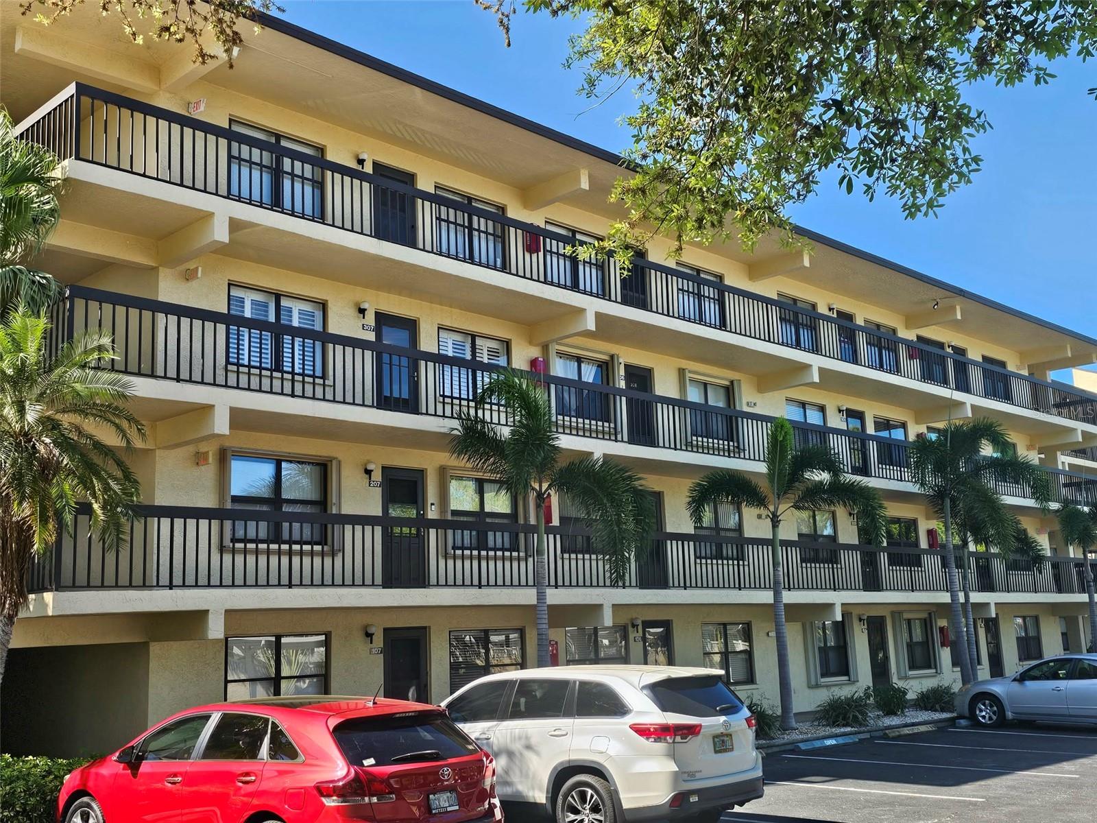 315 30th Unit B307, Bradenton, FL 34205