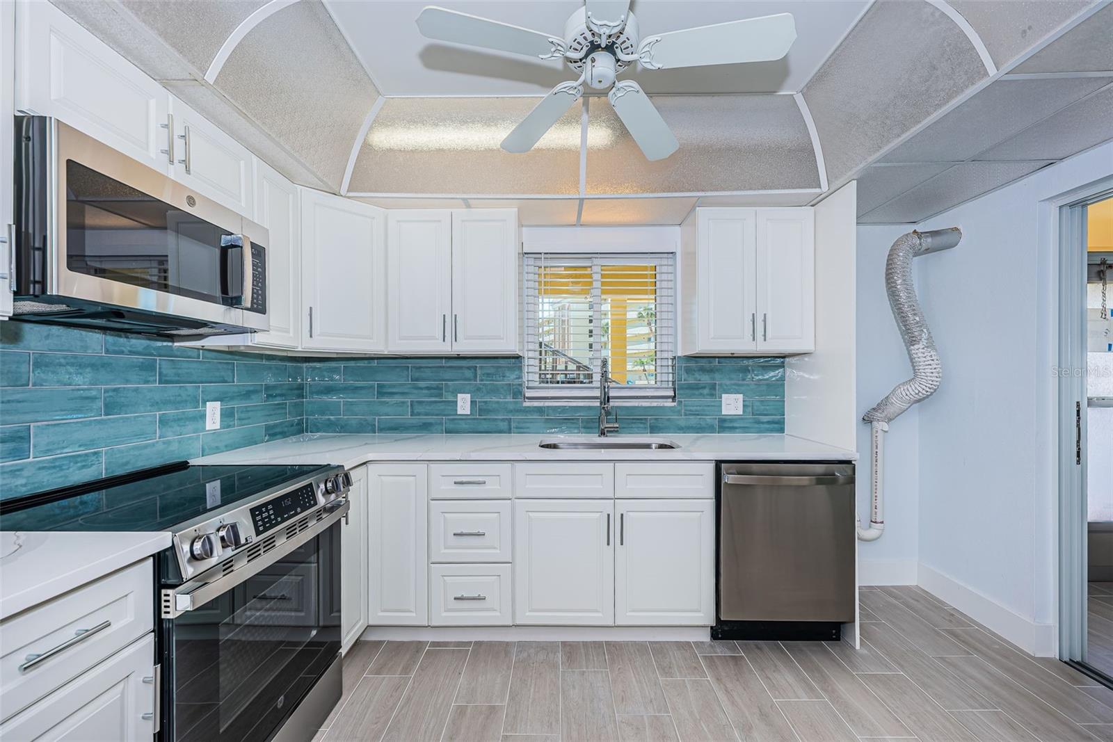 4700 Cove Unit 110, St Petersburg, FL 33708