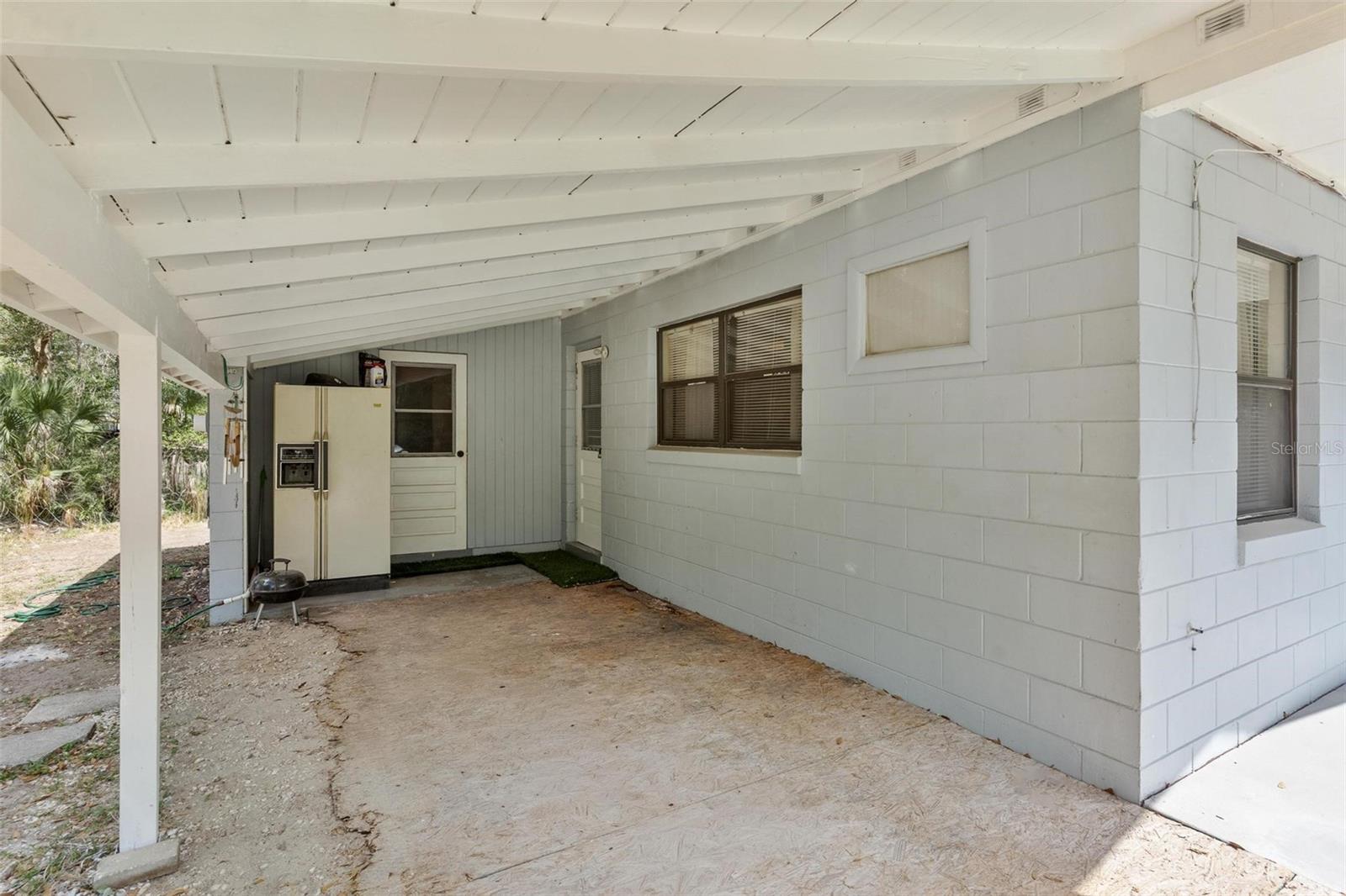501 Poinsettia, Fruitland Park, FL 34731