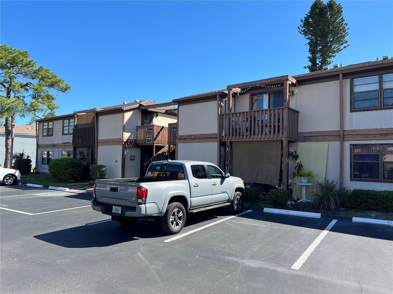 5026 Water Oak Unit 208, Bradenton, FL 34207