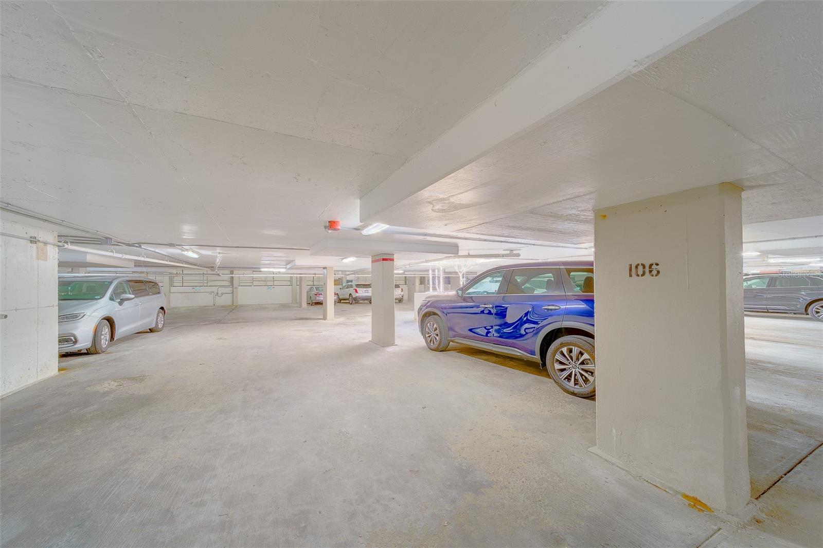 450 Gulfview Unit 208, Clearwater Beach, FL 33767