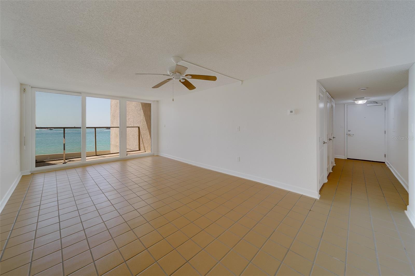 450 Gulfview Unit 208, Clearwater Beach, FL 33767