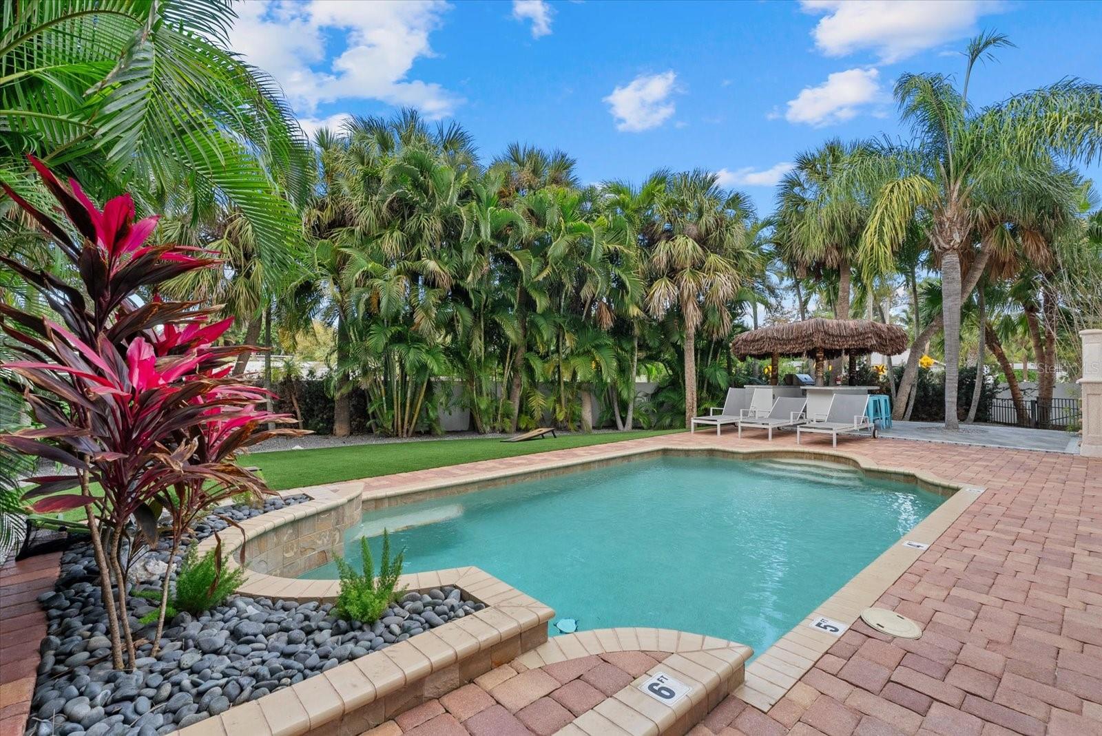 3508 La Paloma, Sarasota, FL 34242