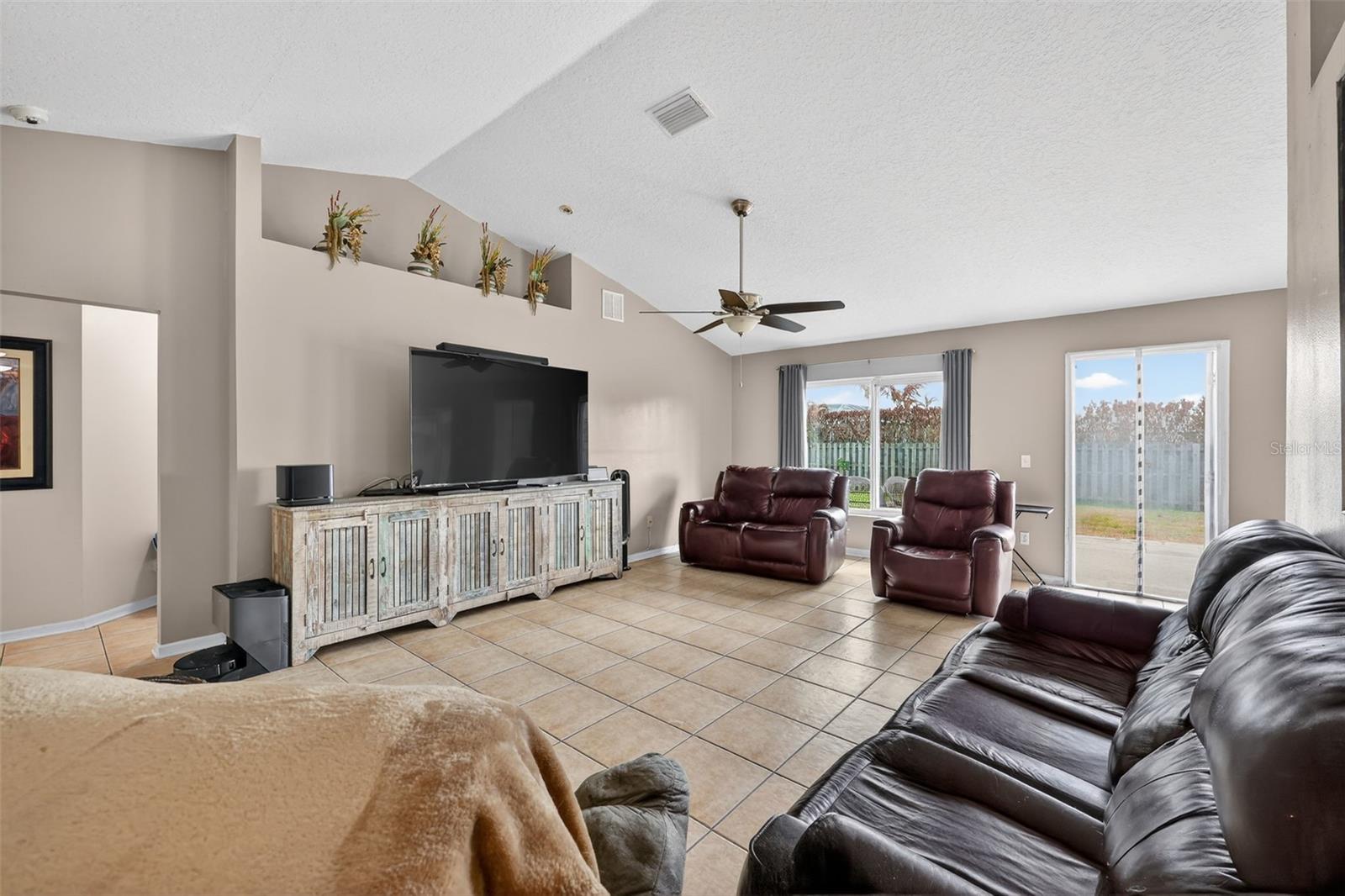 566 Sea Holly, Port St Lucie, FL 34984