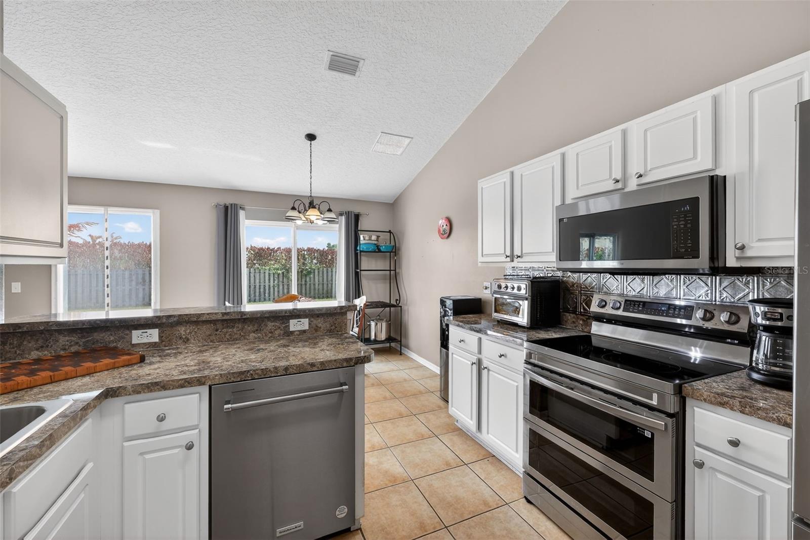 566 Sea Holly, Port St Lucie, FL 34984