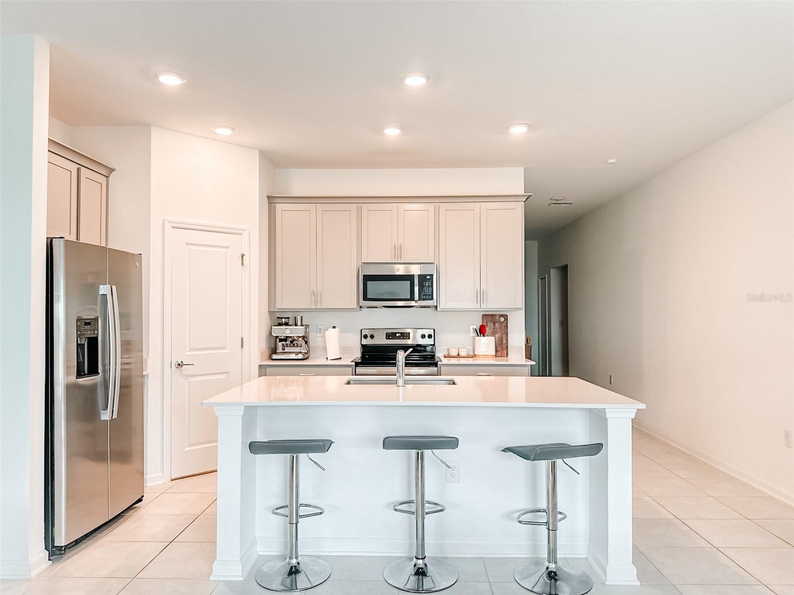 1828 Perch Hammock Loop, Groveland, FL 34736