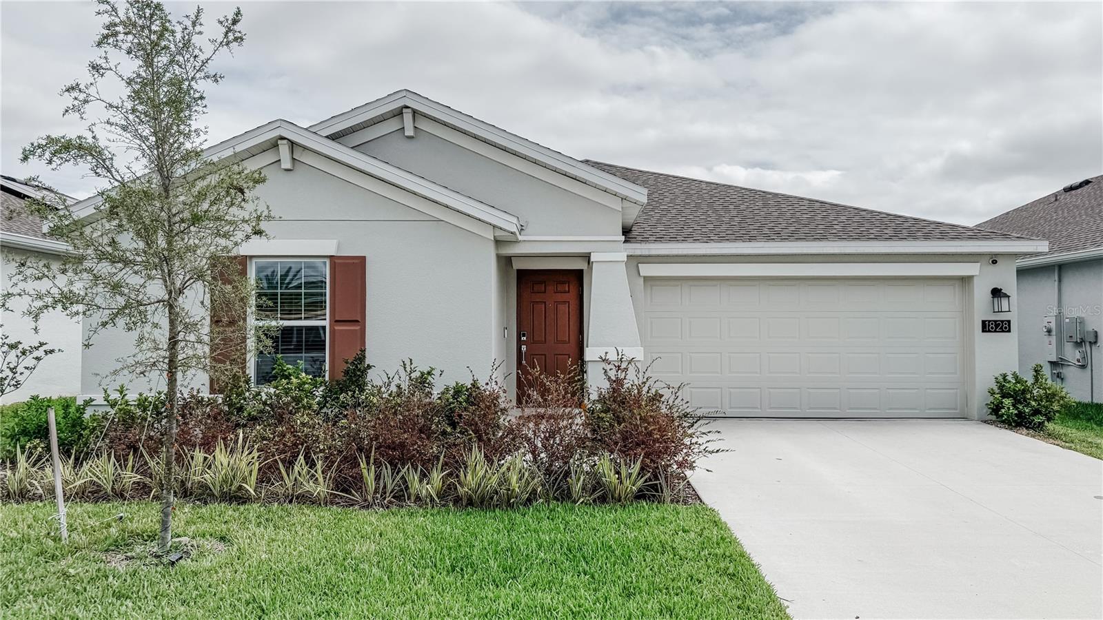 1828 Perch Hammock Loop, Groveland, FL 34736