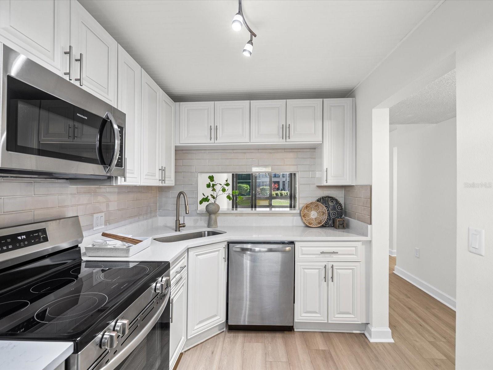 19701 Gulf Unit 105, Indian Shores, FL 33785