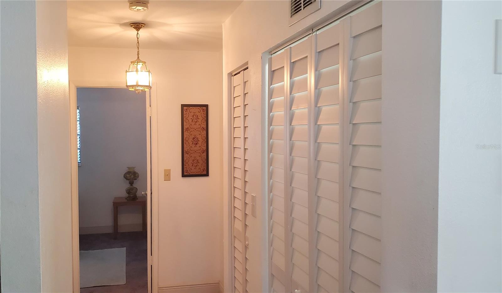 5925 Terrace Park Unit 111, St Petersburg, FL 33709