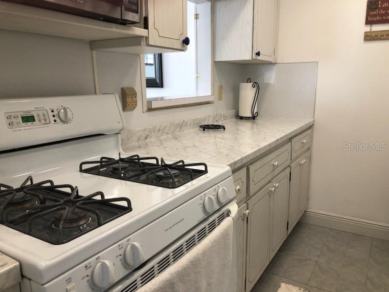 5925 Terrace Park Unit 111, St Petersburg, FL 33709