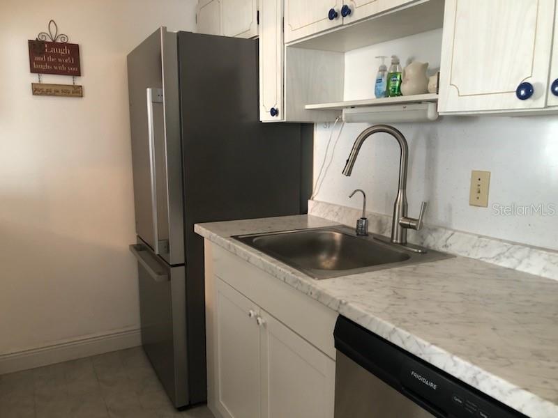 5925 Terrace Park Unit 111, St Petersburg, FL 33709