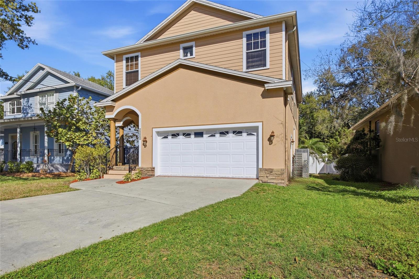 7504 West Shore, Tampa, FL 33616