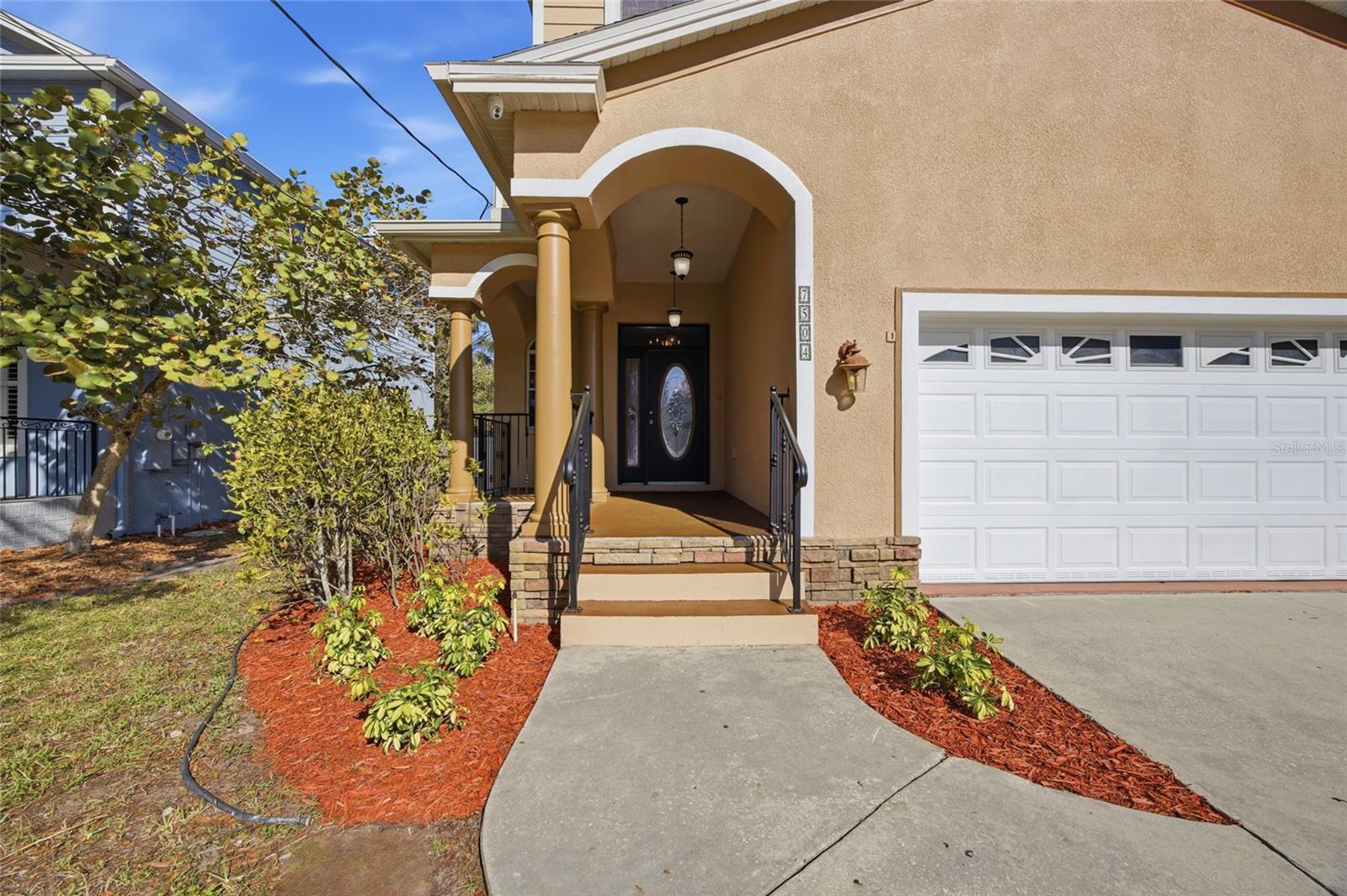 7504 West Shore, Tampa, FL 33616