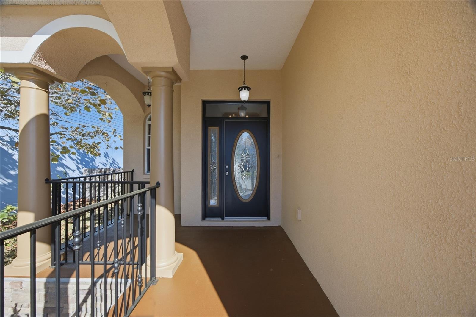 7504 West Shore, Tampa, FL 33616