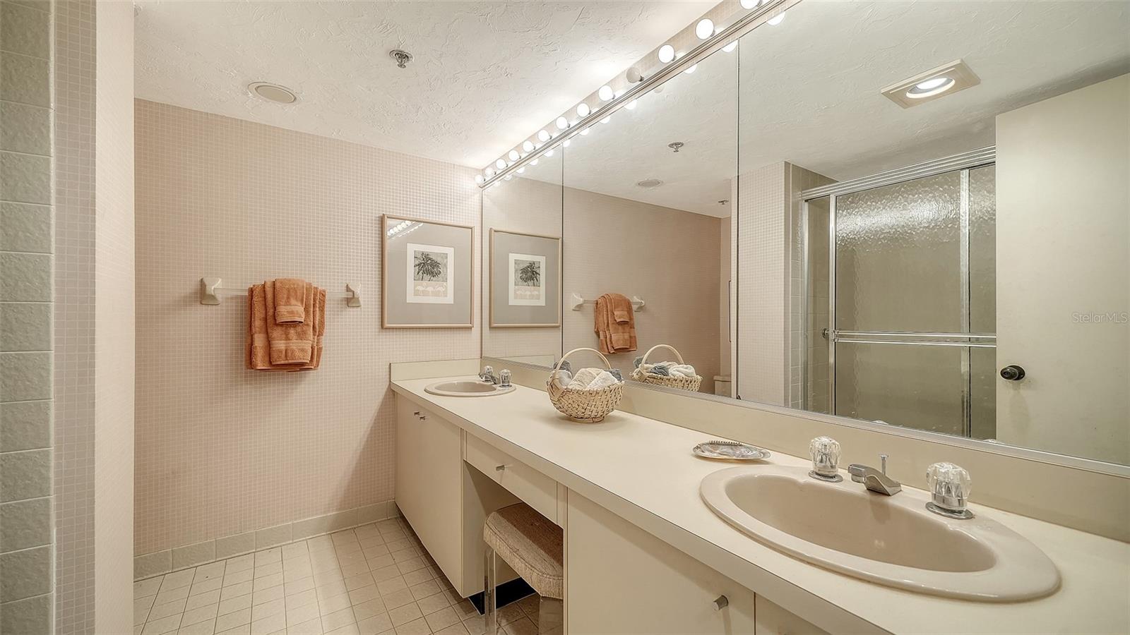 988 Blvd of the Arts Unit 1411, Sarasota, FL 34236