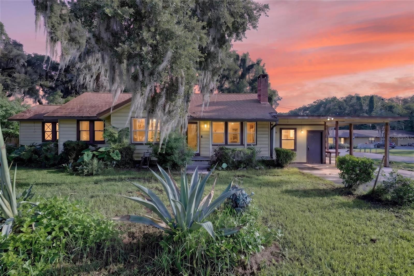 833 28th, Ocala, FL 34470