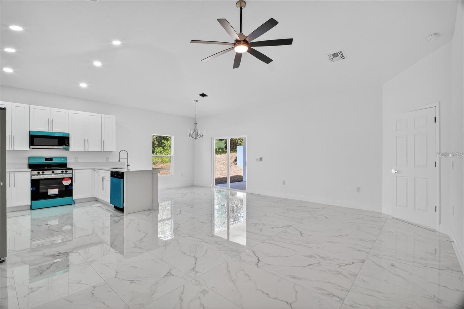 89 Fairway, Umatilla, FL 32784