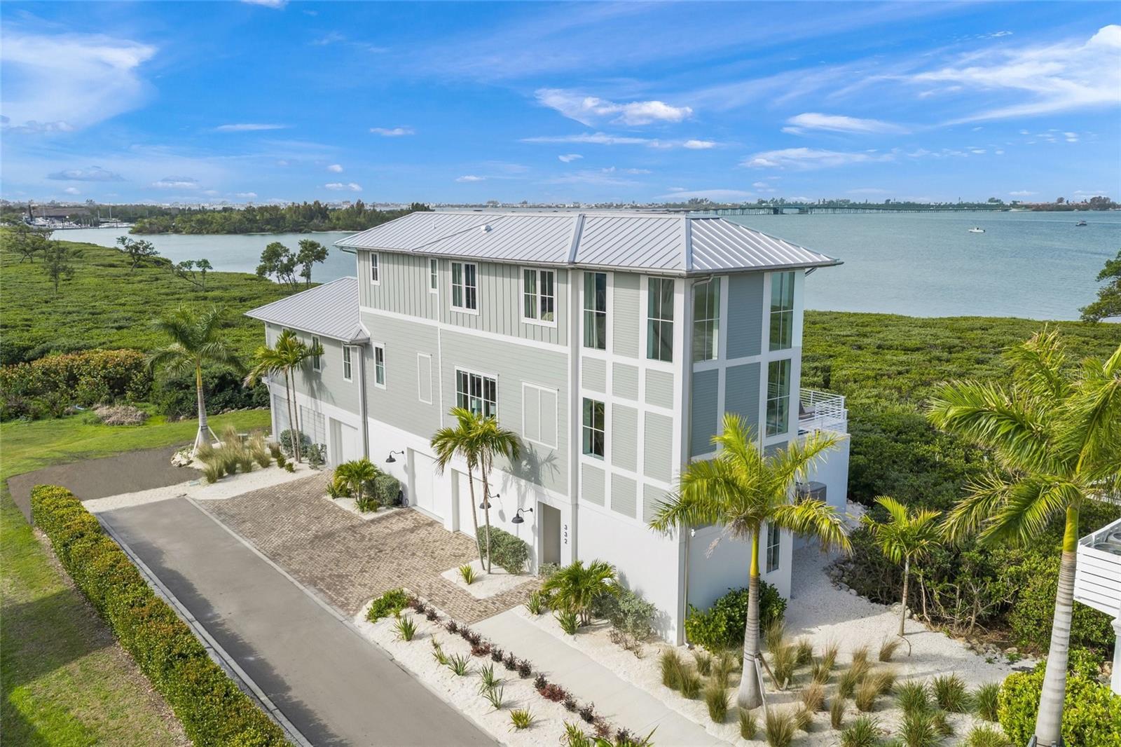 332 Harbour Sound, Bradenton, FL 34209