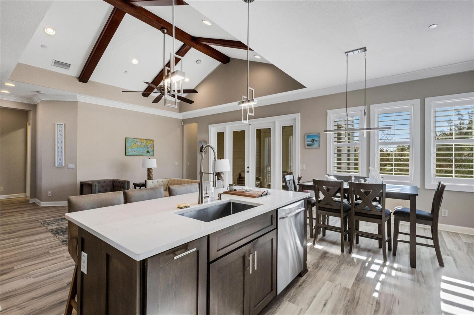289 Sapphire Lake Unit 202, Bradenton, FL 34209