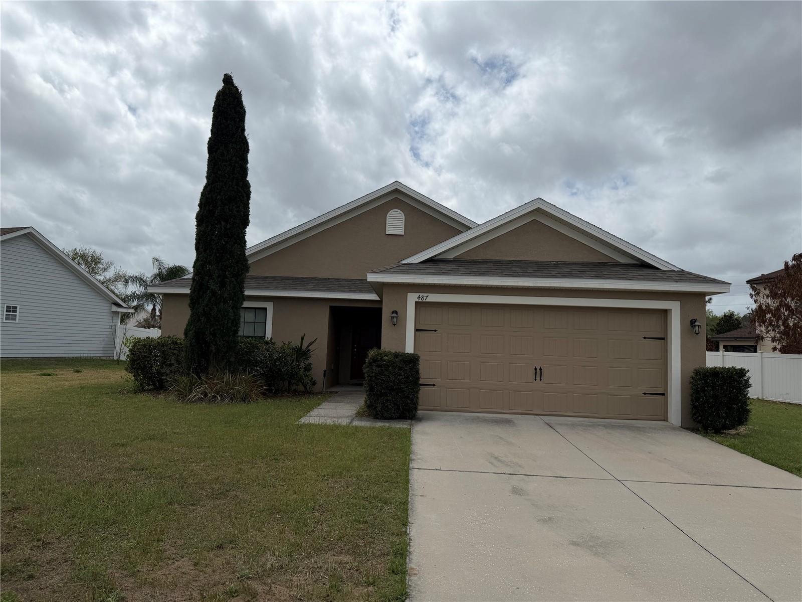 487 Ocho Rios, Tavares, FL 32778