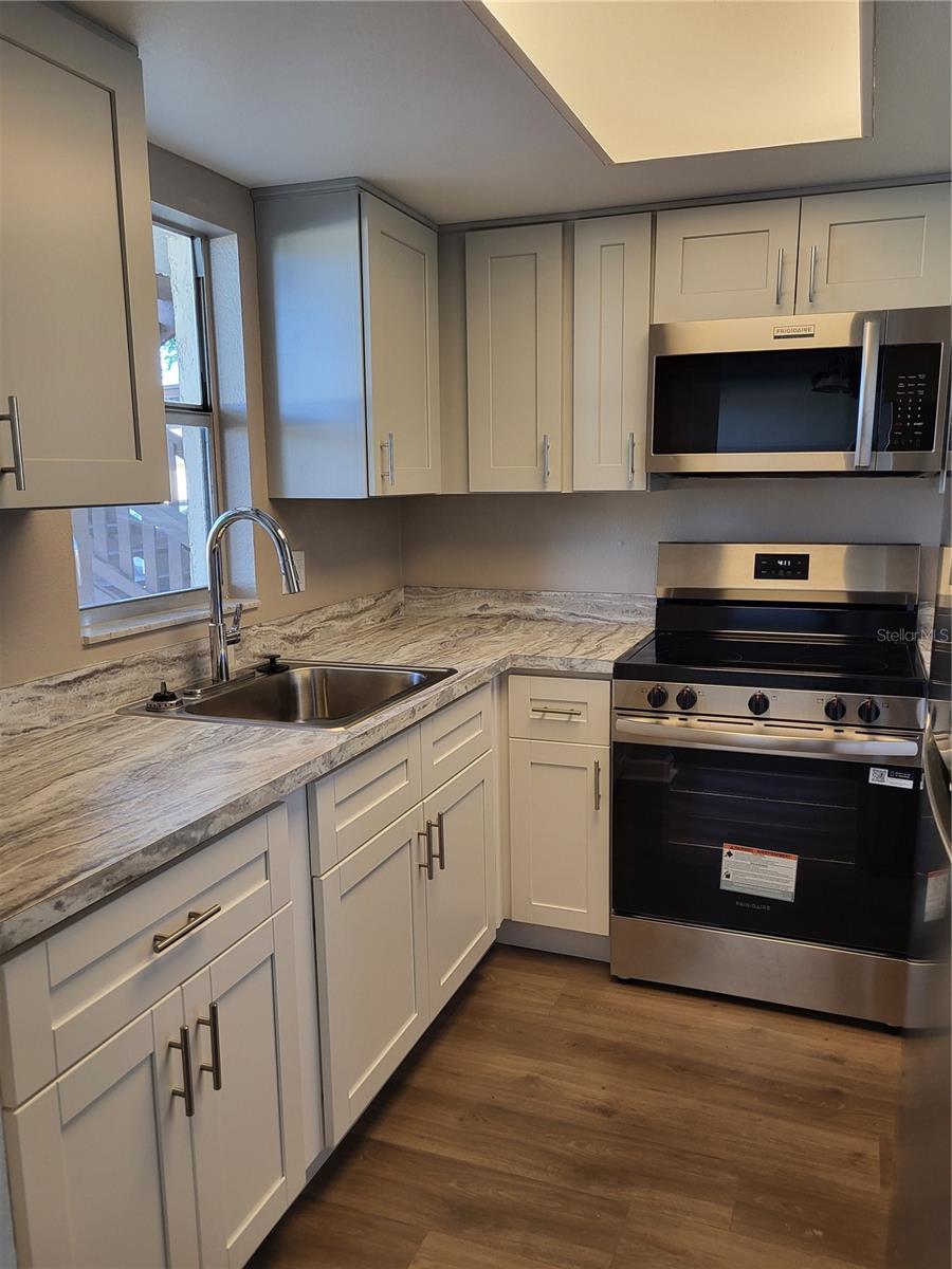 4956 Harbor Villa Unit 103, New Port Richey, FL 34652