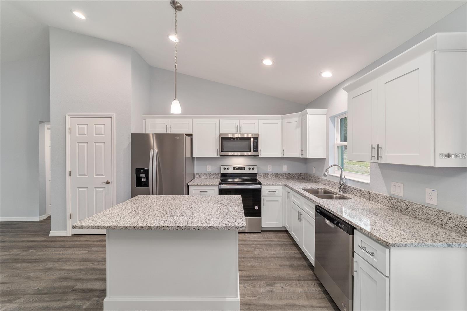 6459 204th, Dunnellon, FL 34431