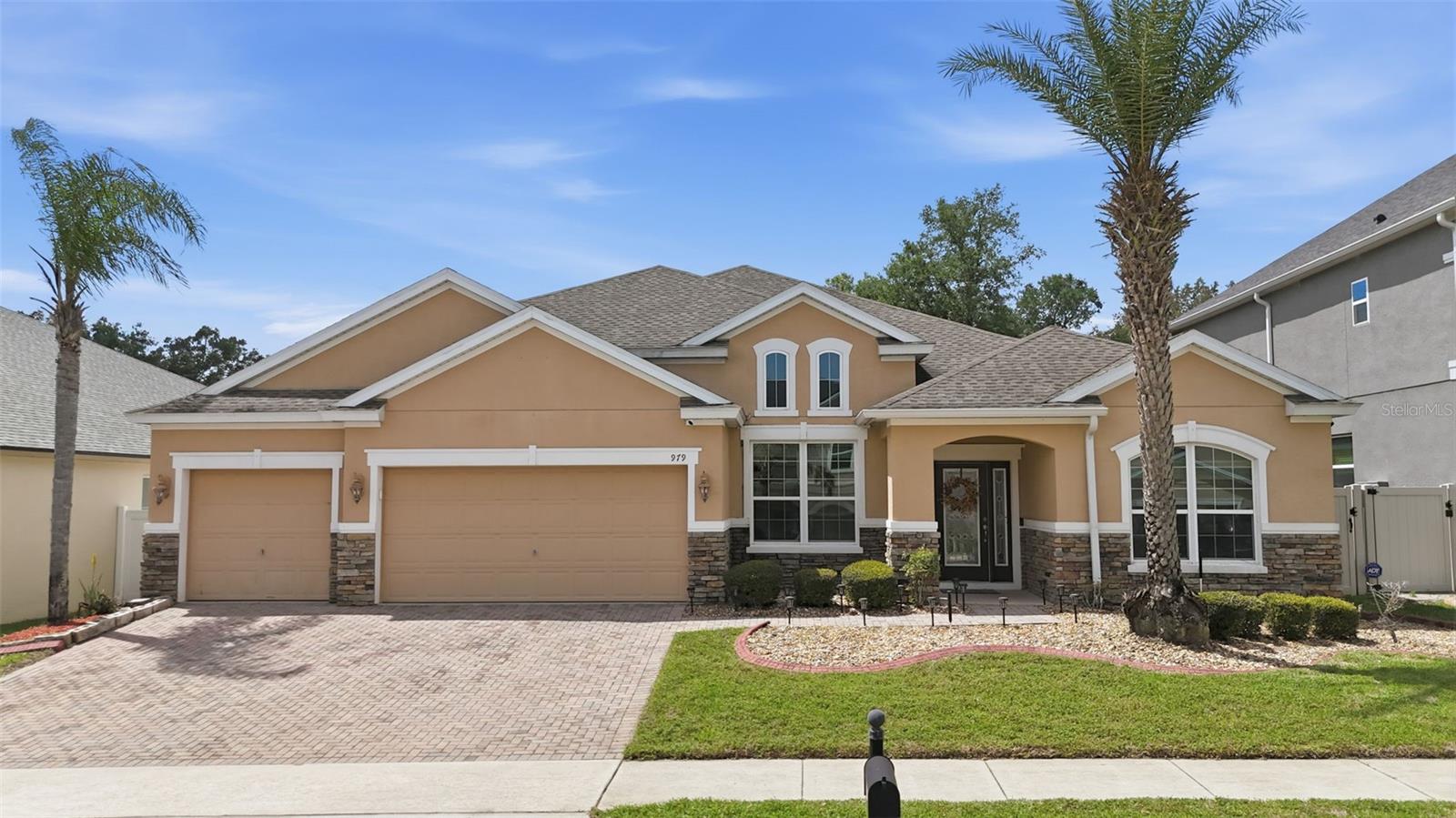 979 Counts Crest, Apopka, FL 32712