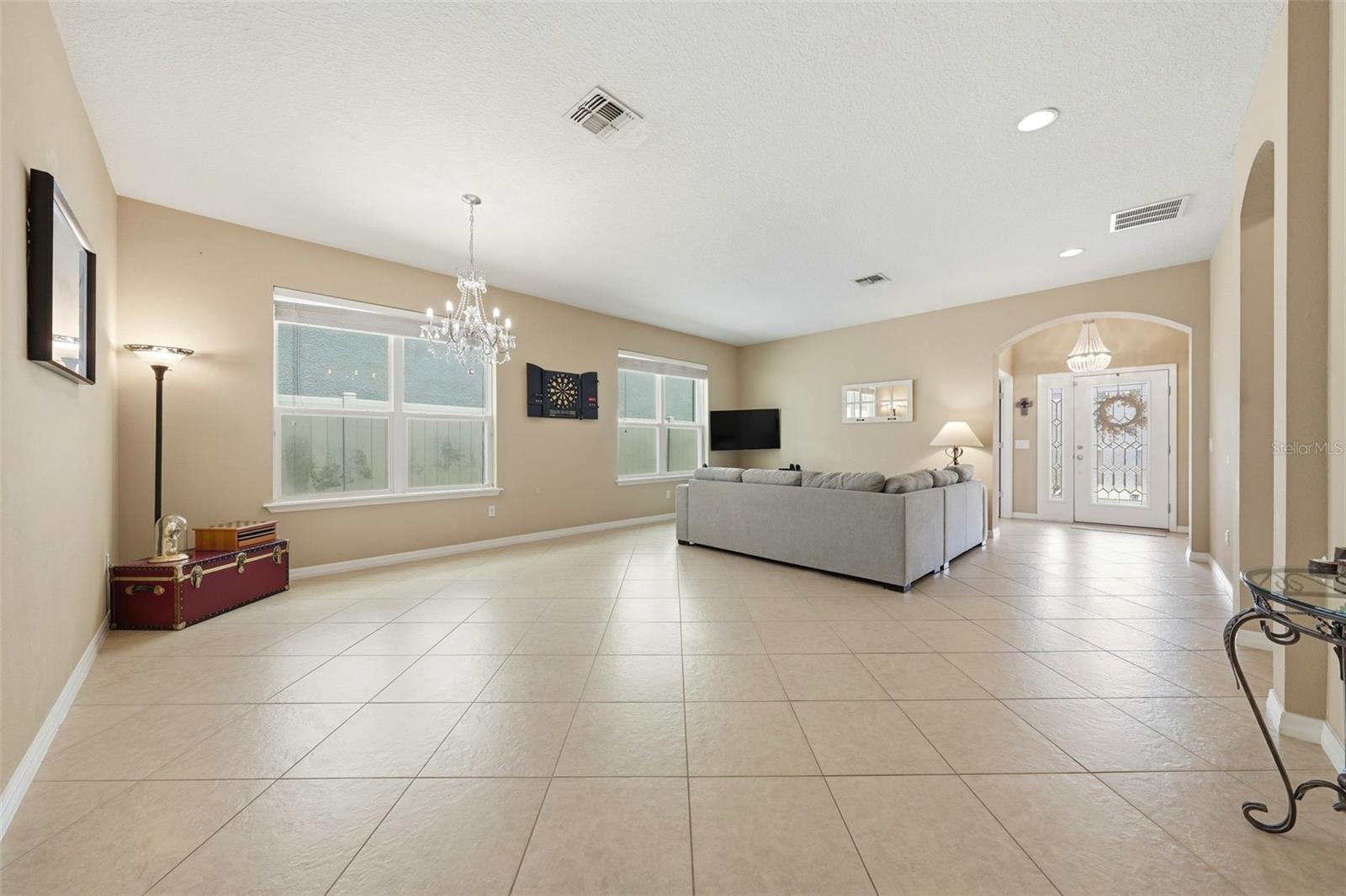 979 Counts Crest, Apopka, FL 32712
