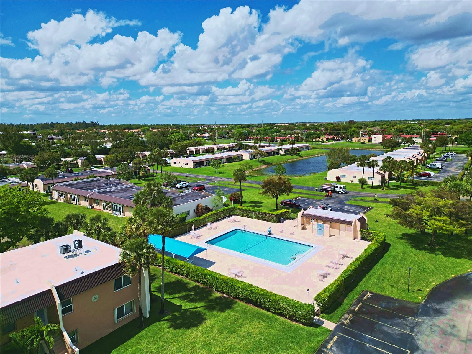 140 Lake Meryl Unit 233, West Palm Beach, FL 33411