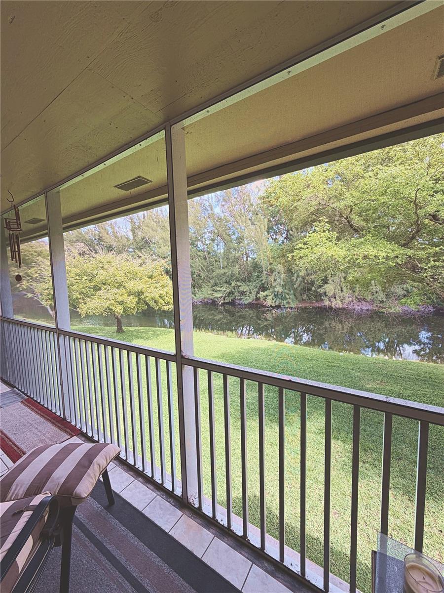 140 Lake Meryl Unit 233, West Palm Beach, FL 33411