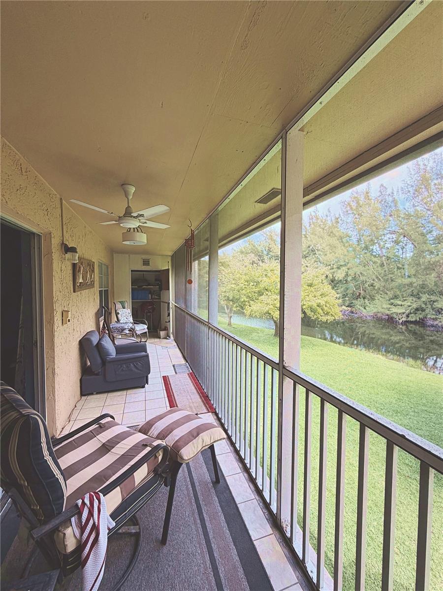 140 Lake Meryl Unit 233, West Palm Beach, FL 33411