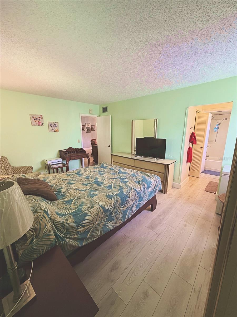 140 Lake Meryl Unit 233, West Palm Beach, FL 33411