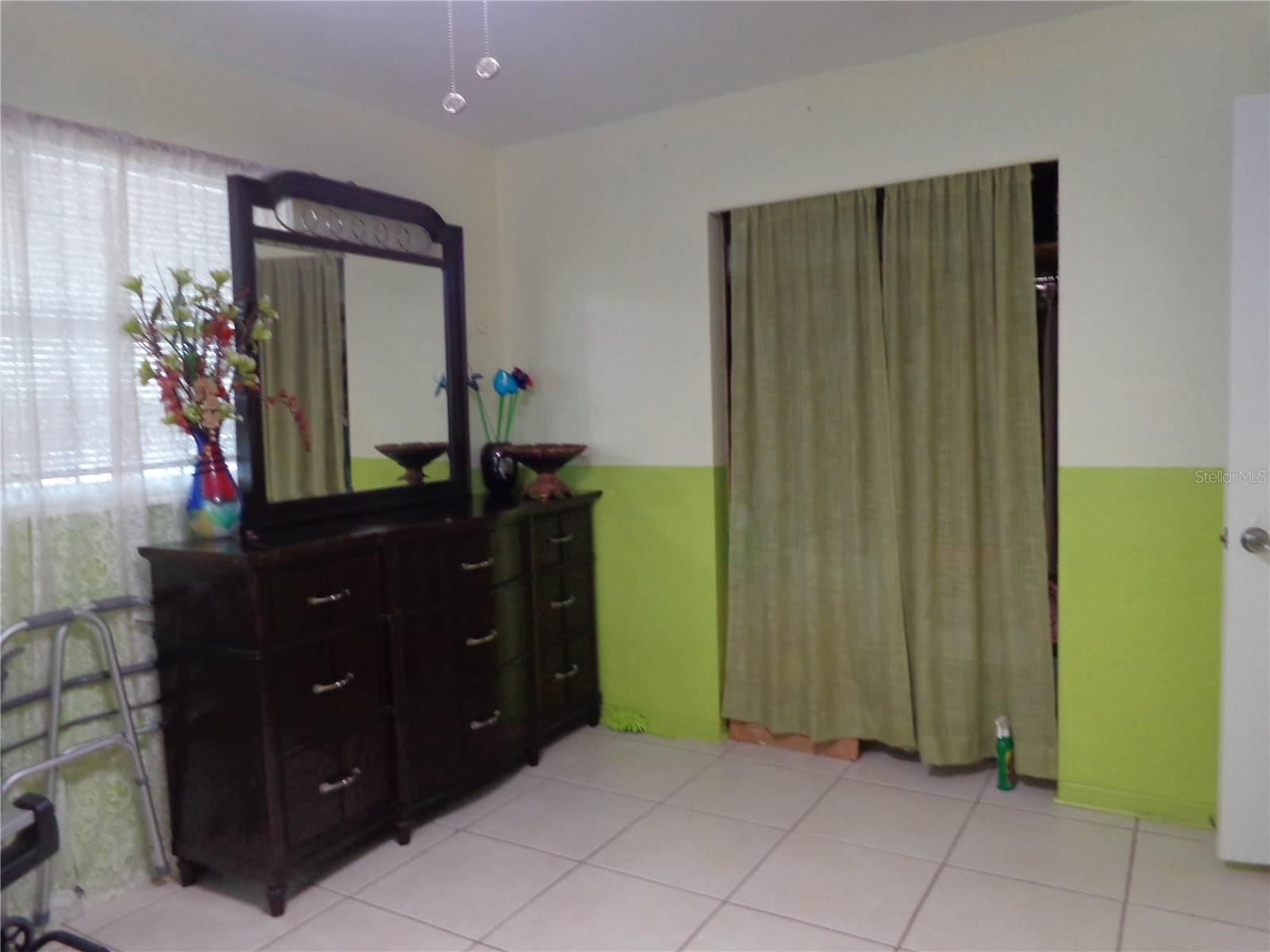 6165 26th, St Petersburg, FL 33710