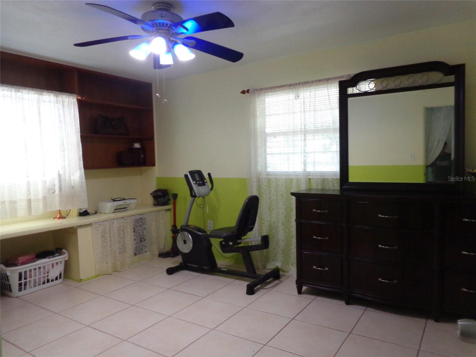 6165 26th, St Petersburg, FL 33710
