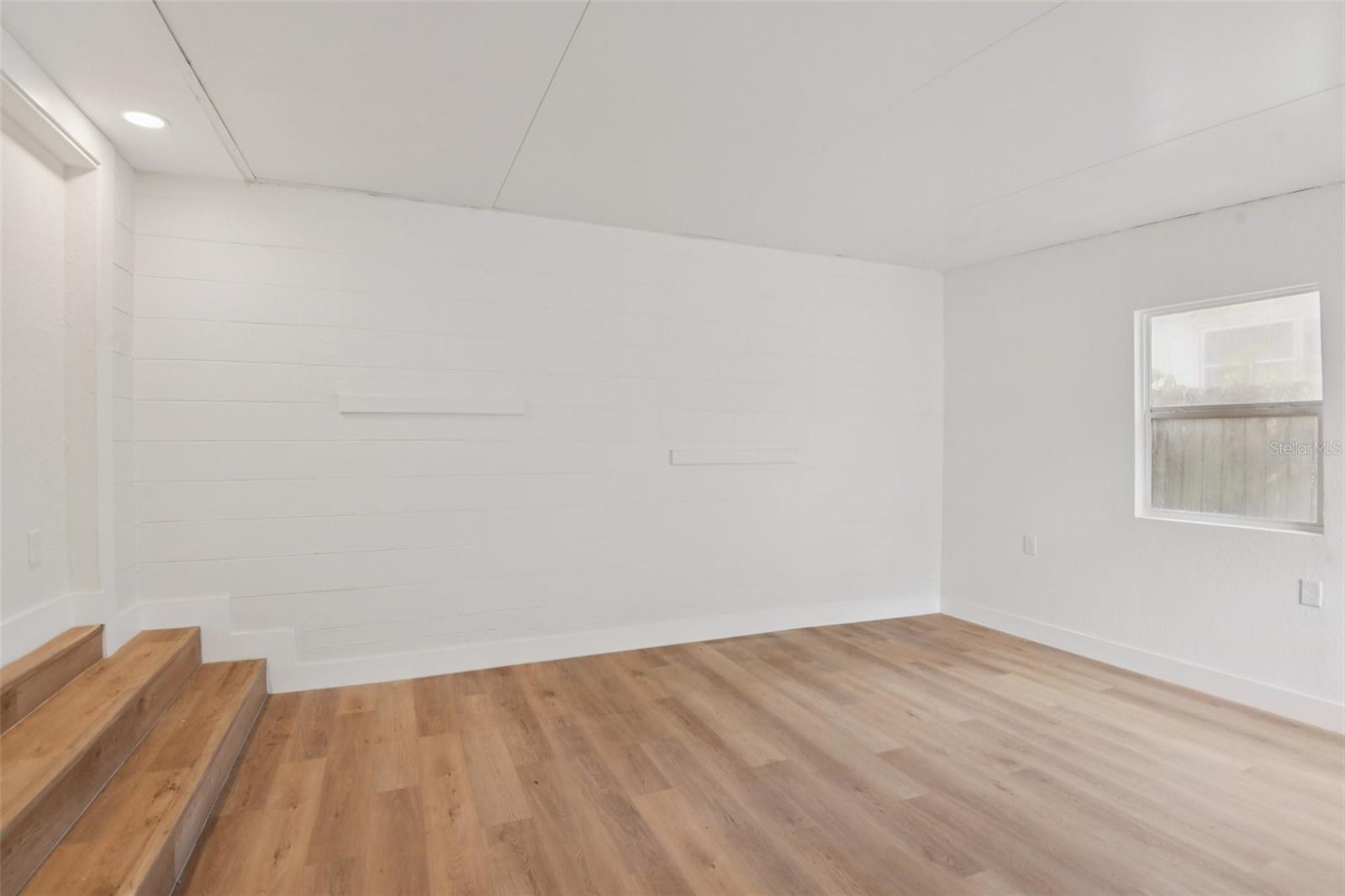 3468 9th, St Petersburg, FL 33713