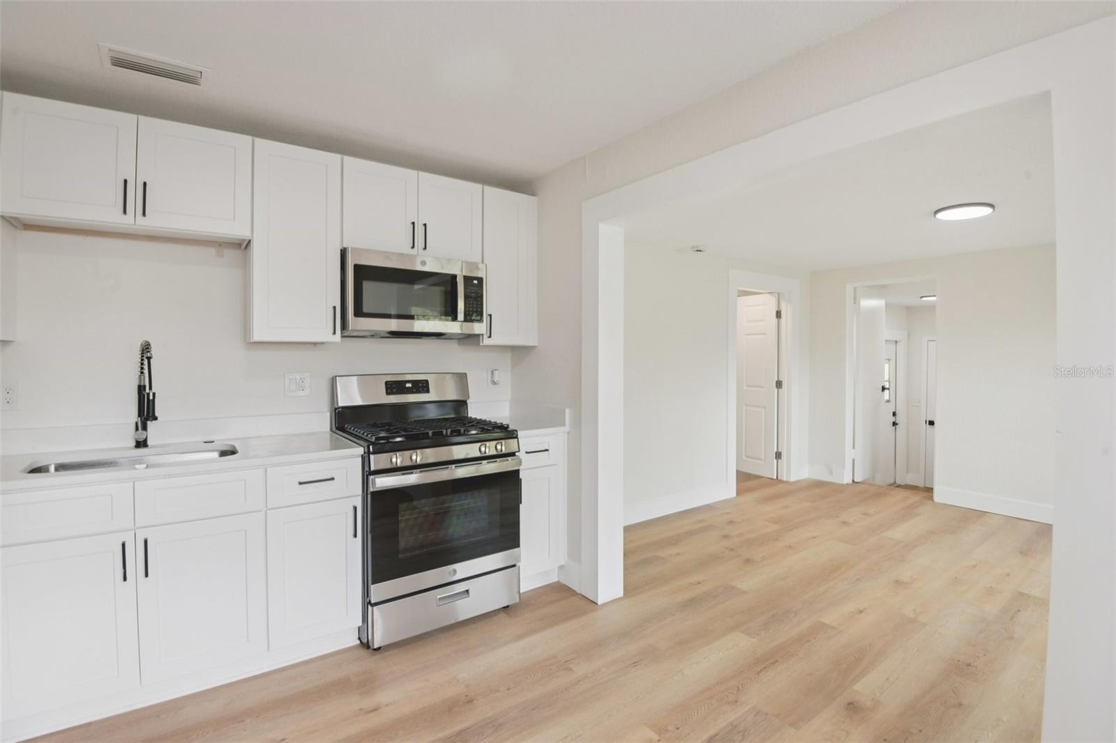 3468 9th, St Petersburg, FL 33713