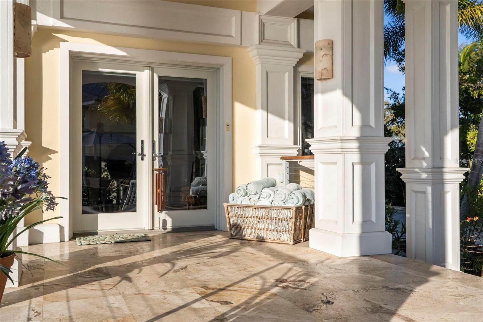 3750 Bayou Louise, Sarasota, FL 34242