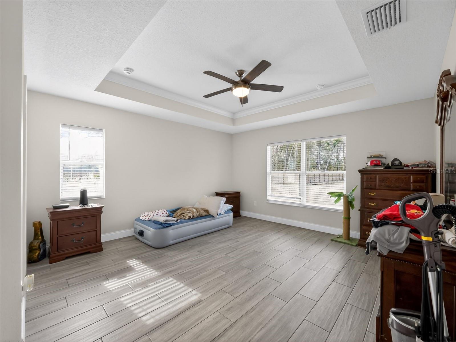854 Fisher, Ocklawaha, FL 32179