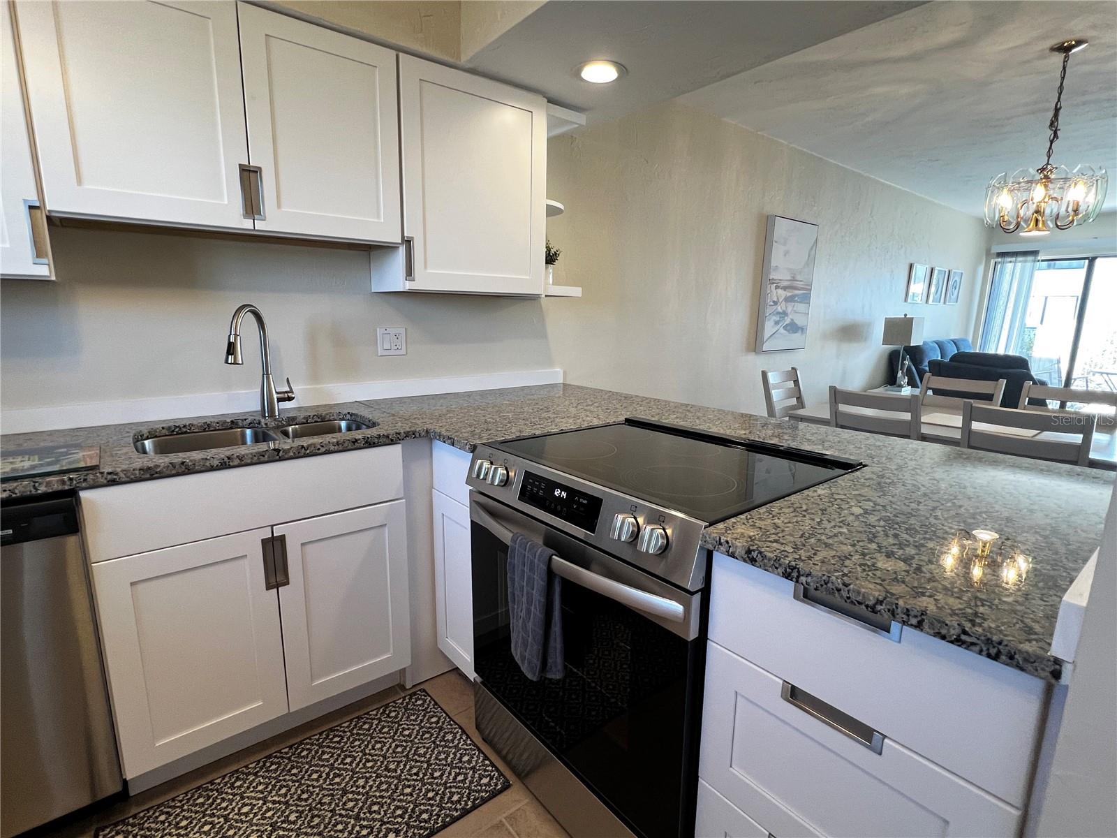 1801 Gulf Unit 125, Bradenton Beach, FL 34217