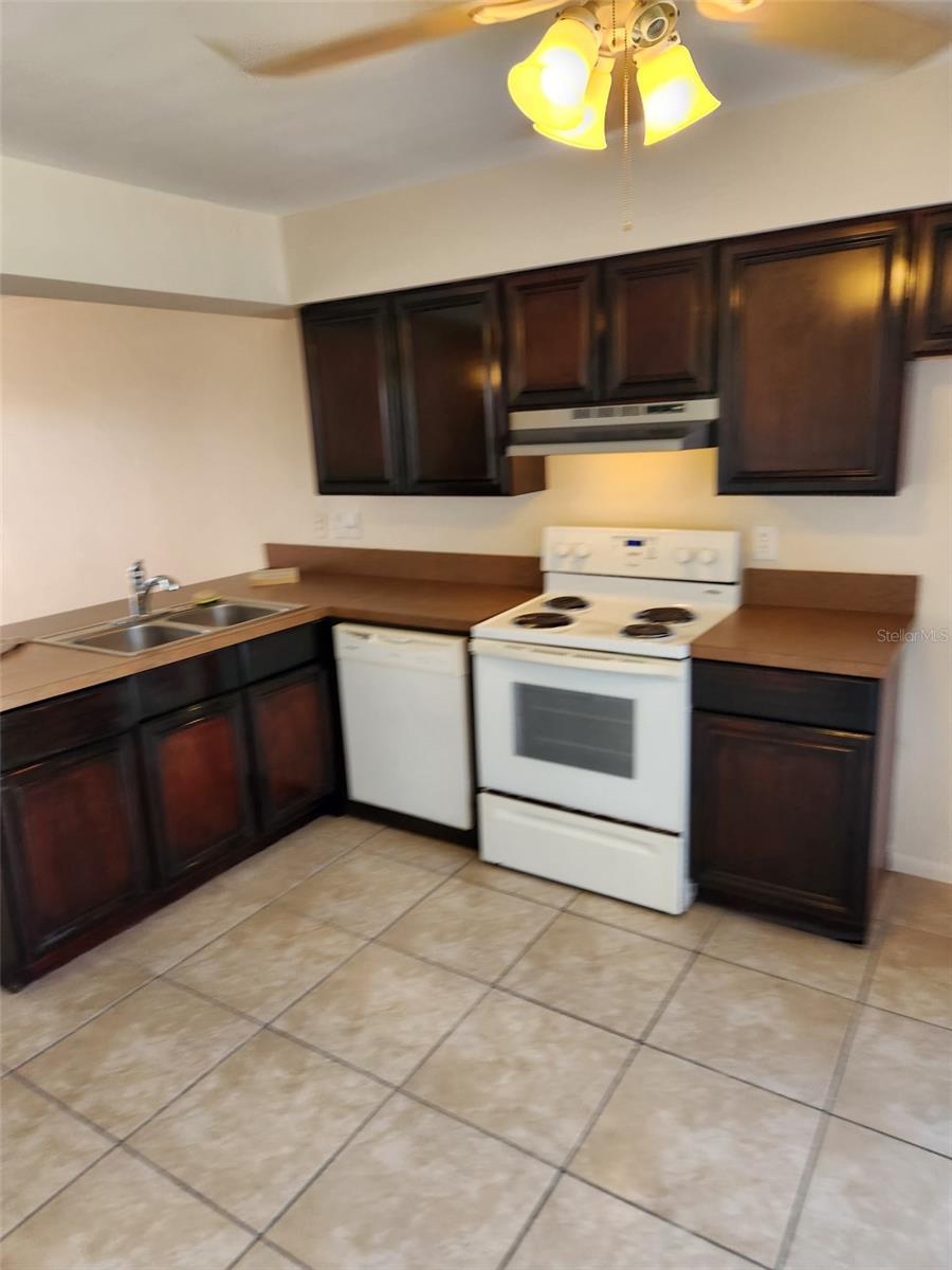 1882 Caralee Unit 3, Orlando, FL 32822