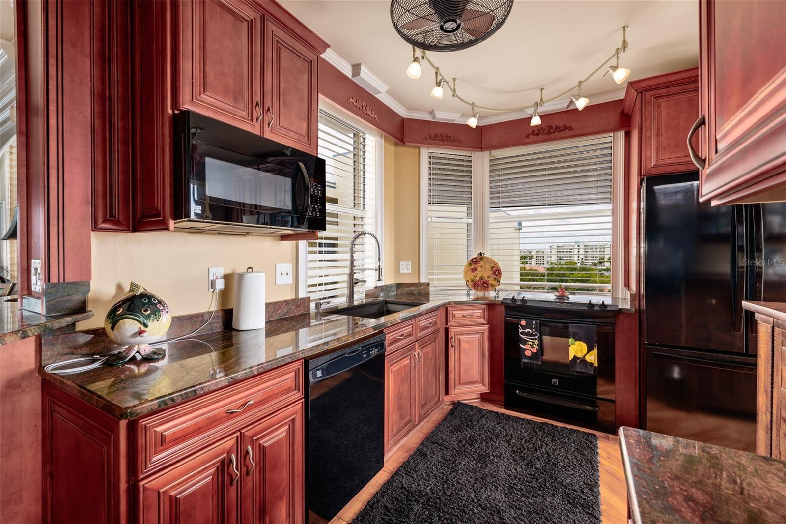 7862 Sailboat Key Unit 506, South Pasadena, FL 33707