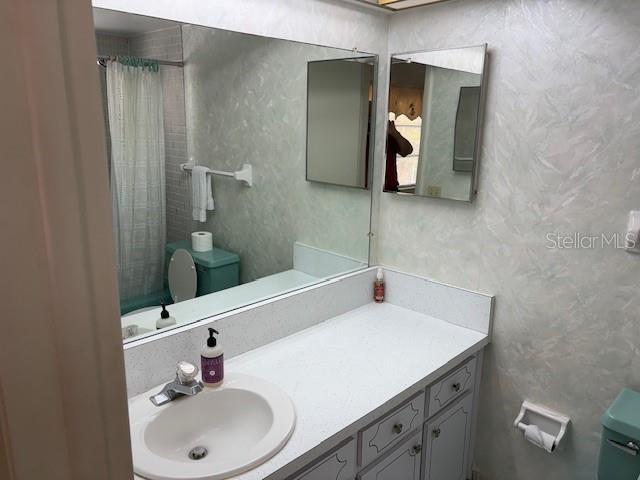 4700 Cove Unit 203, St Petersburg, FL 33708