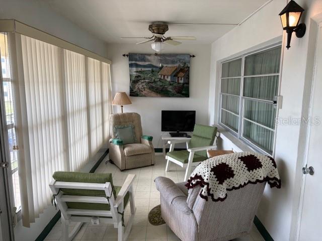 4700 Cove Unit 203, St Petersburg, FL 33708
