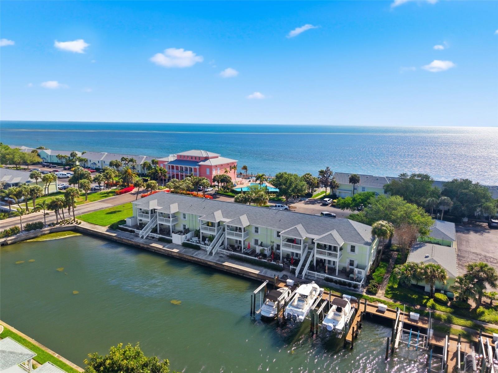 5005 Coquina Key Unit E, St Petersburg, FL 33705